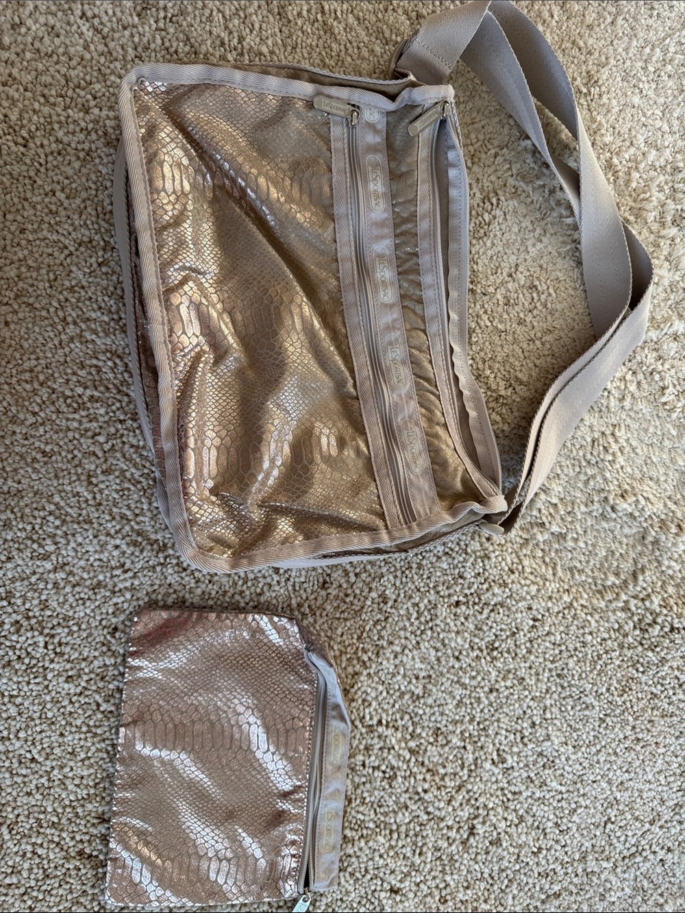 Lesportsac purse